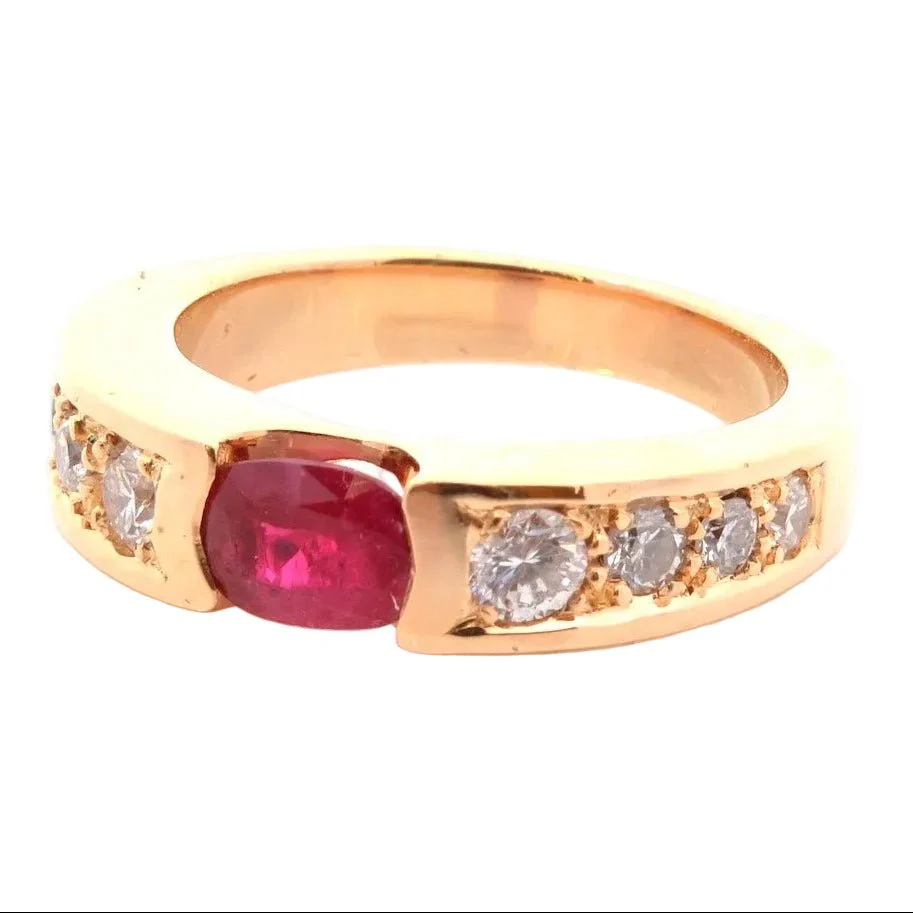 Bague Jonc en or jaune, rubis et diamants - Image 2