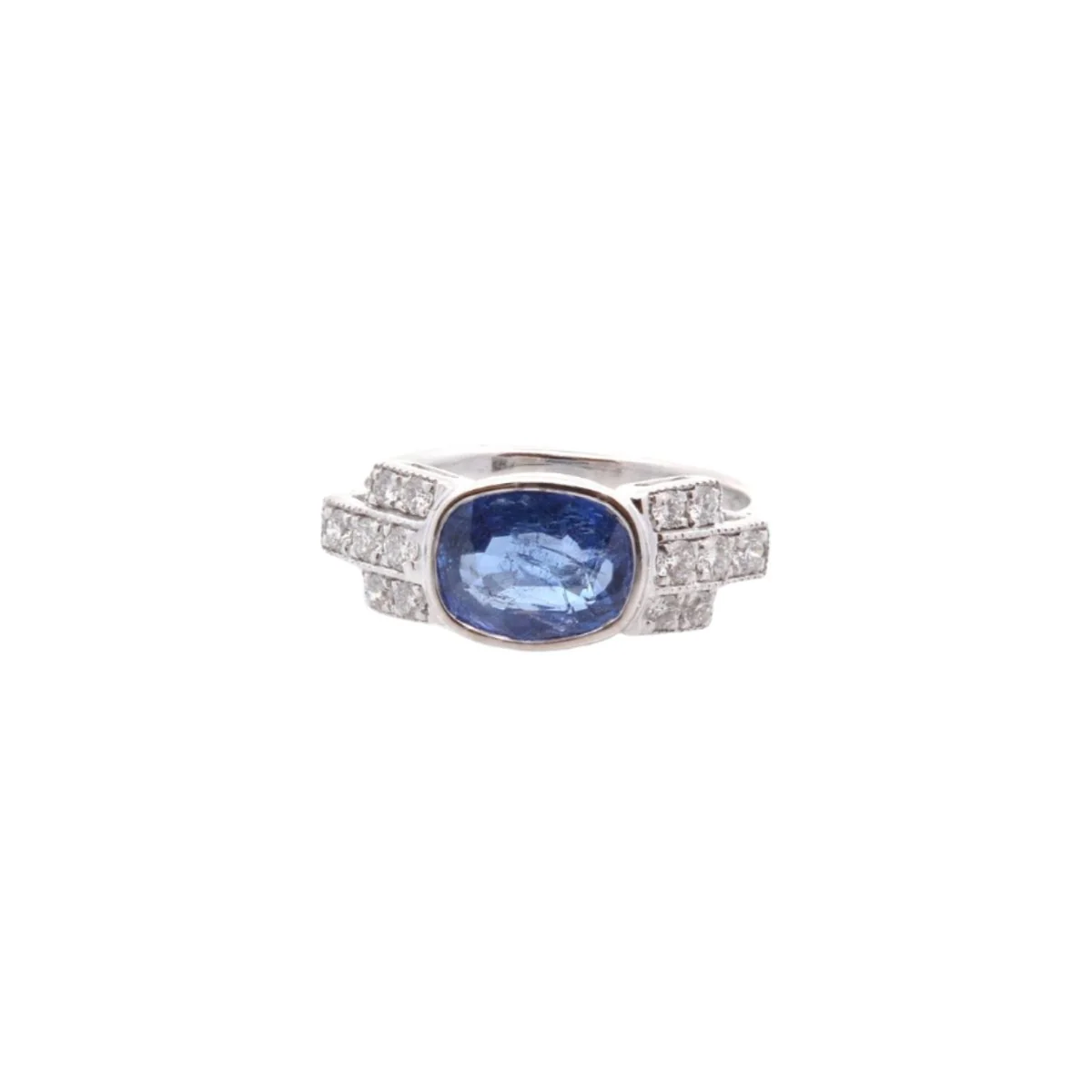 Bague en or blanc, saphir et diamants