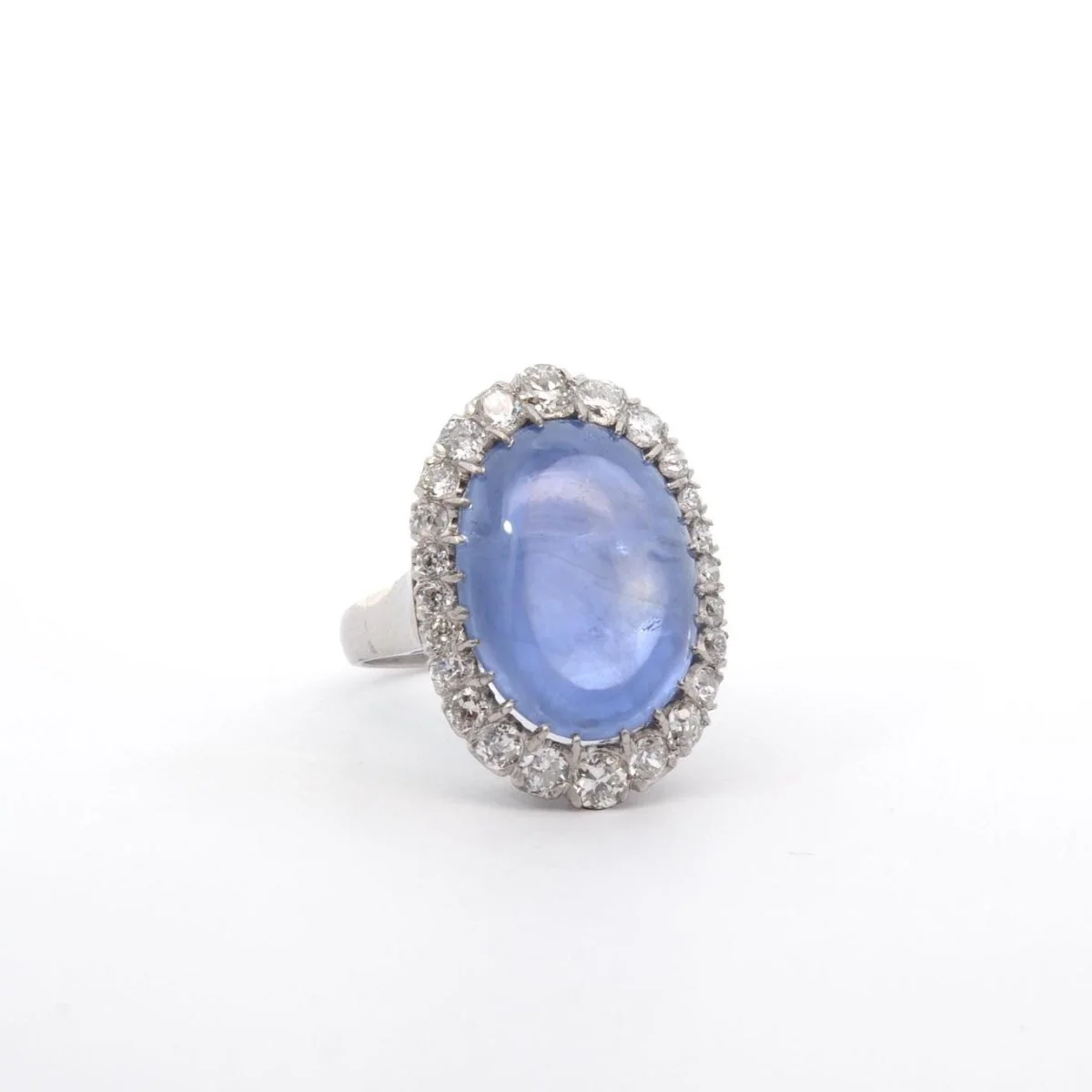 Bague pompadour en platine, saphir et diamants - Image 4