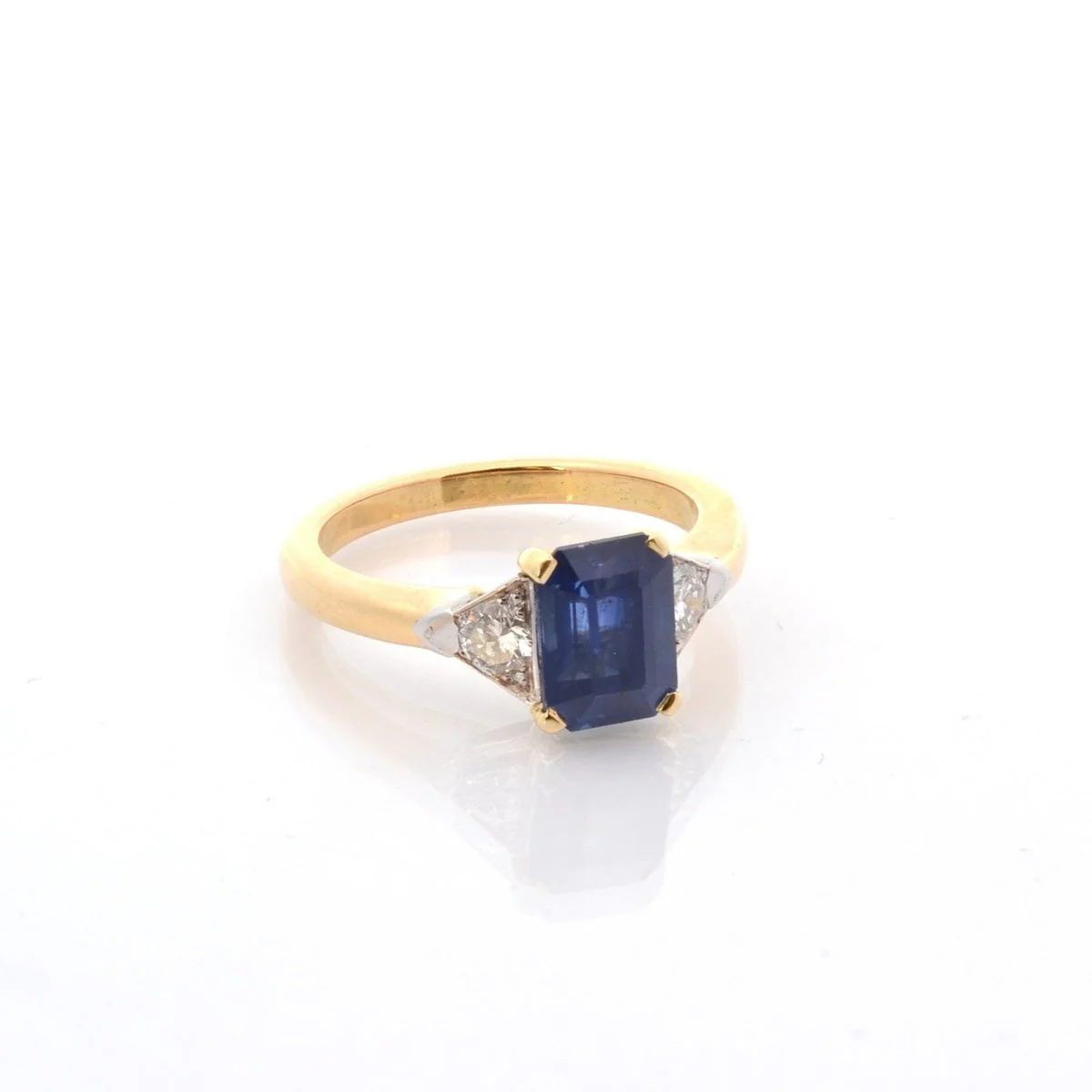 Bague en or jaune, platine, saphir et diamants - Image 4