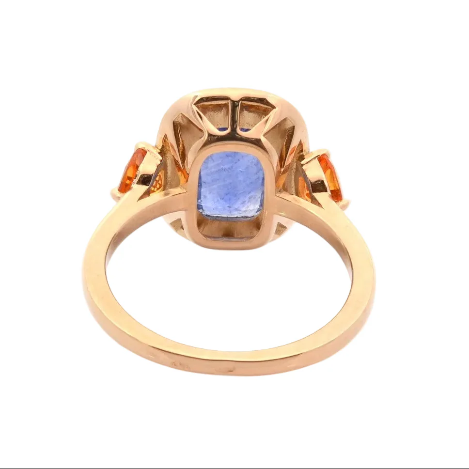 Bague Entourage en or jaune, saphirs et diamants - Image 3
