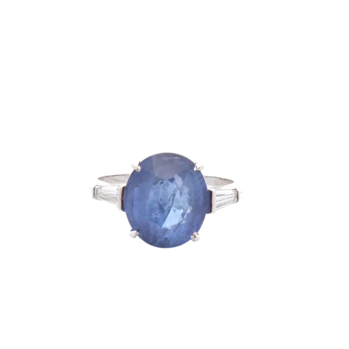 Bague en or blanc, saphir et diamants