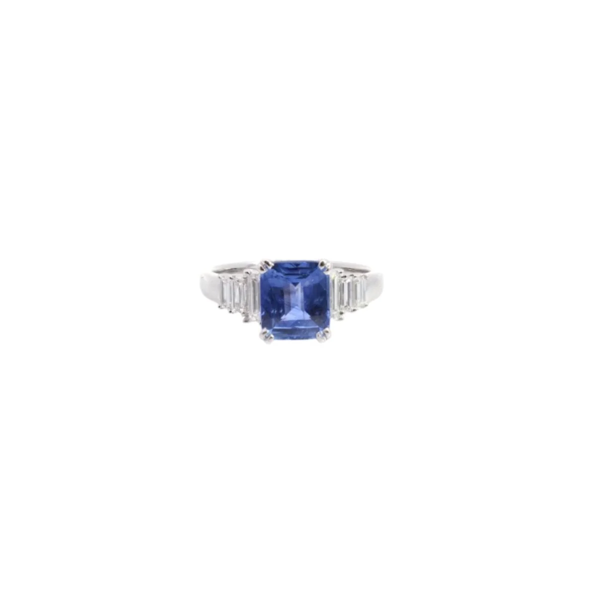 Bague en or blanc, saphir et diamants