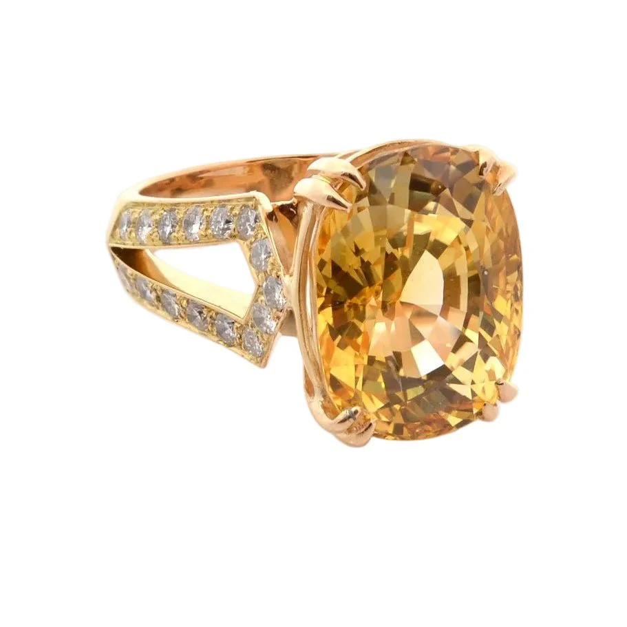 Bague Cocktail en or jaune, saphir et diamants - Image 4