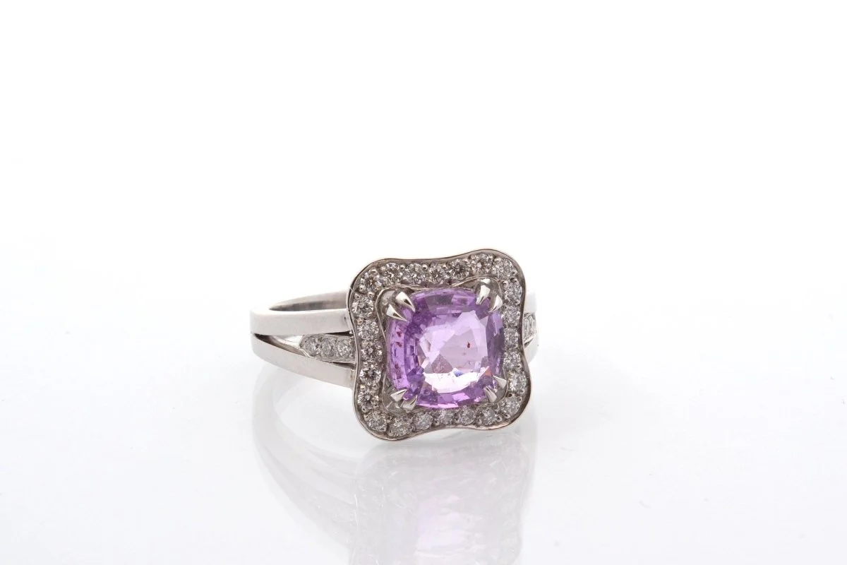 Bague Saphir violet de Ceylan en platine - Image 4