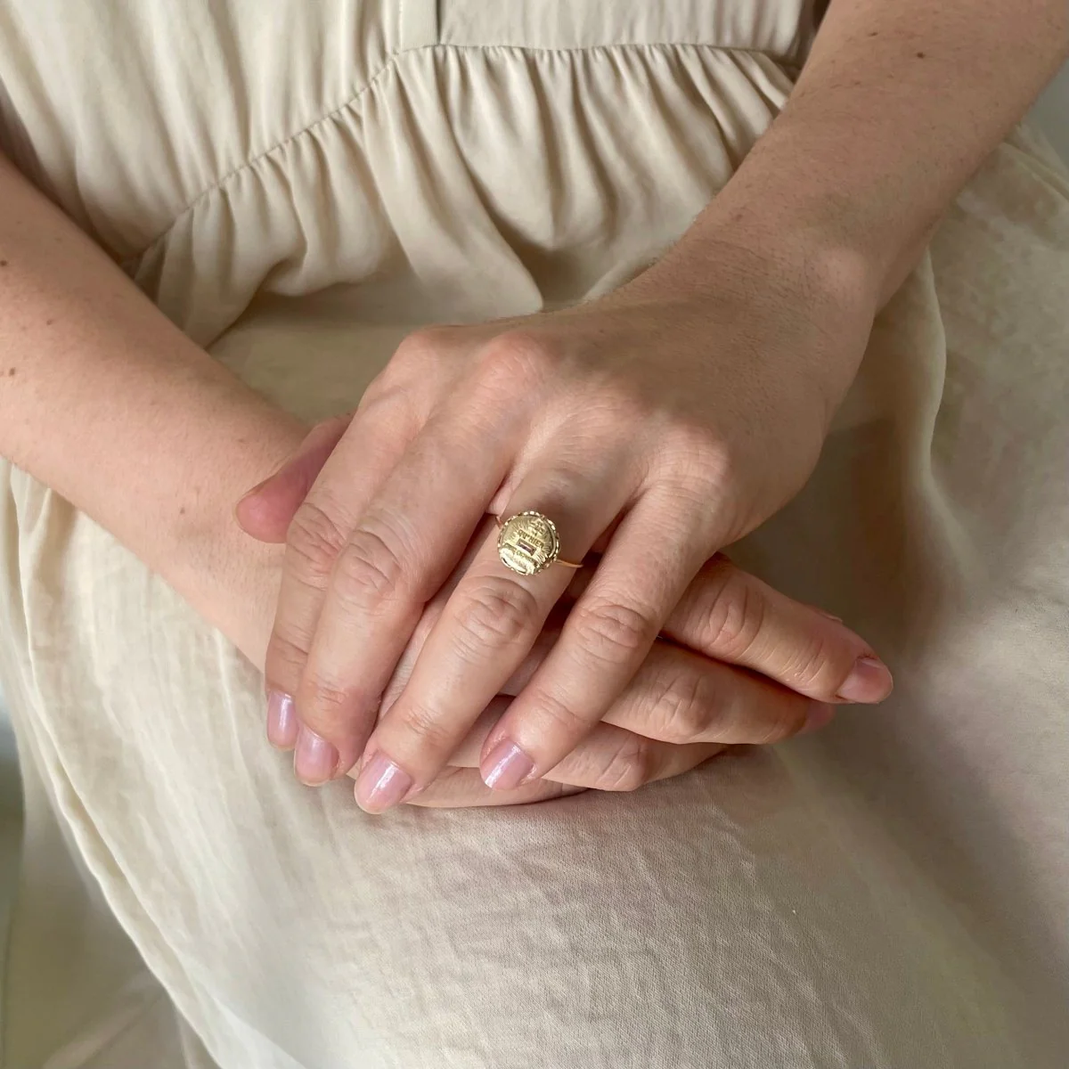 Bague sentimentale Augis, médaille d'amour en or jaune - Image 2