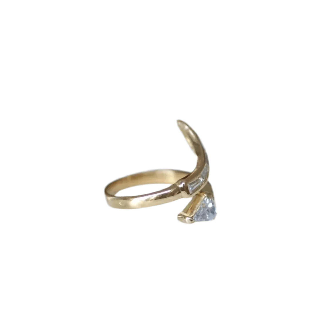 Bague en or jaune et diamants - Image 3