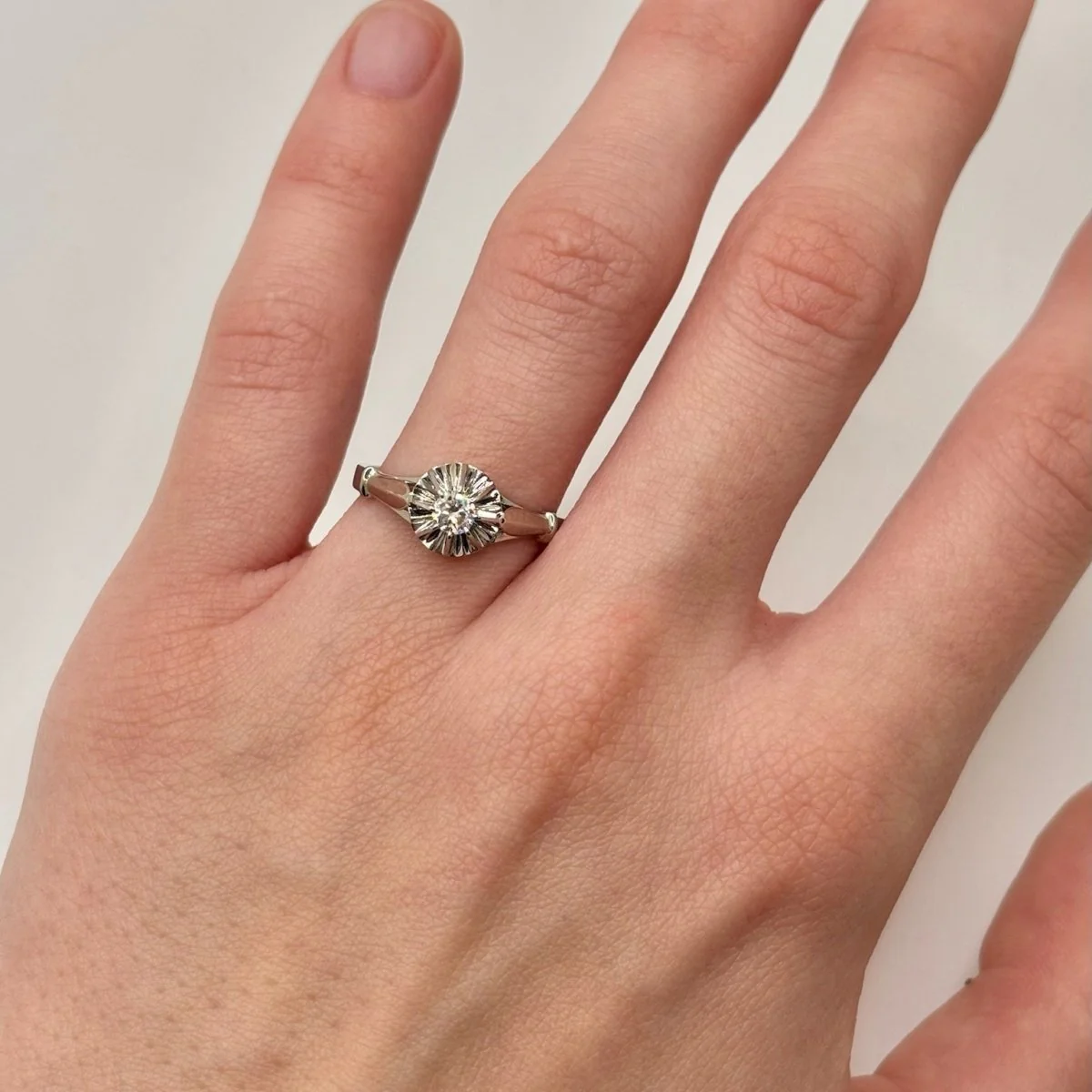 Bague Solitaire en Or blanc 18K et Platine 950 - Image 7