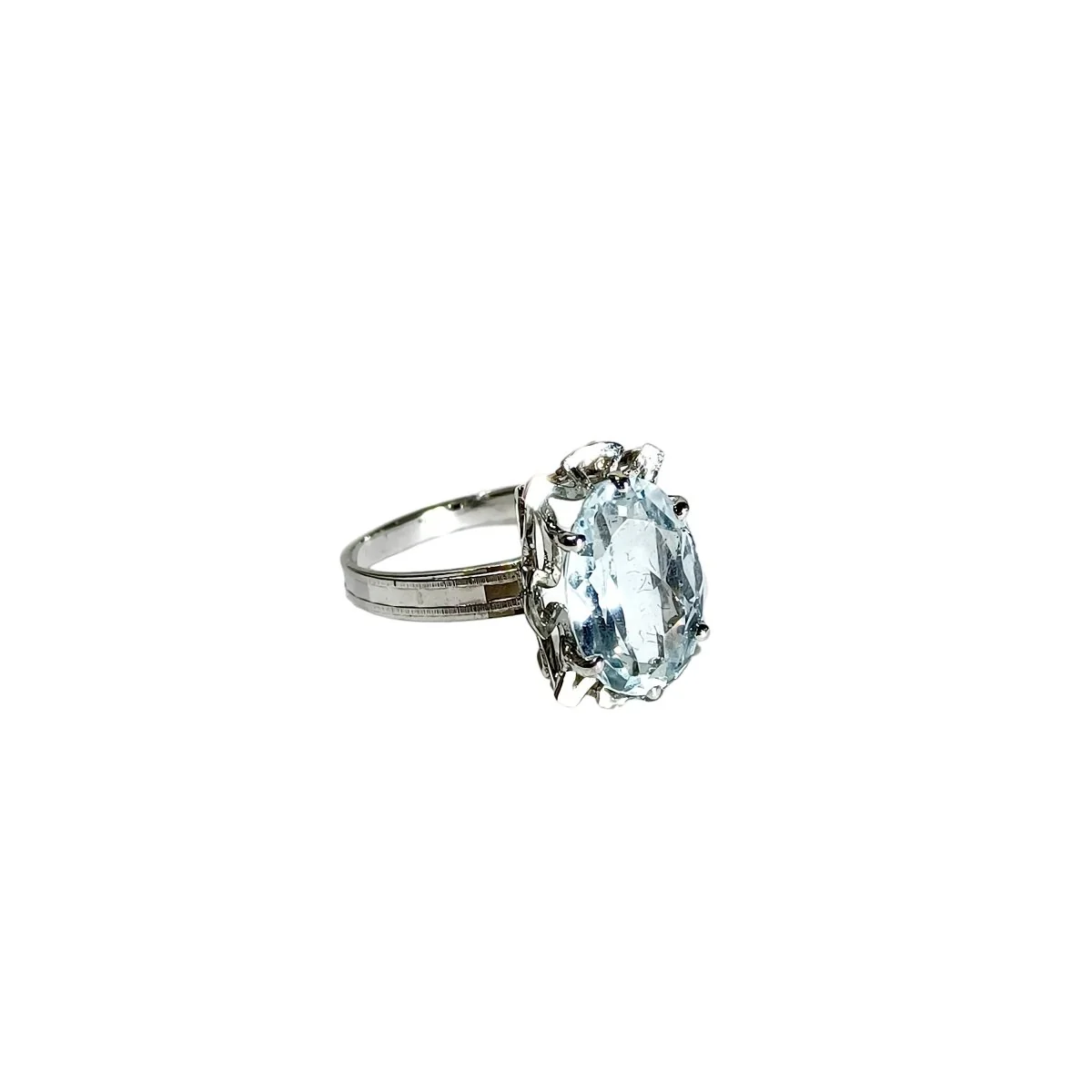 Bague Solitaire en or blanc et aigue-marine - Image 7