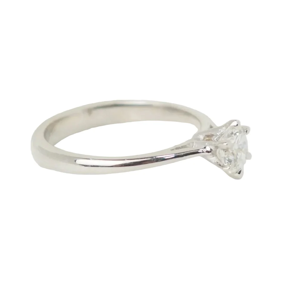 Bague Solitaire en or blanc et diamant - Image 5