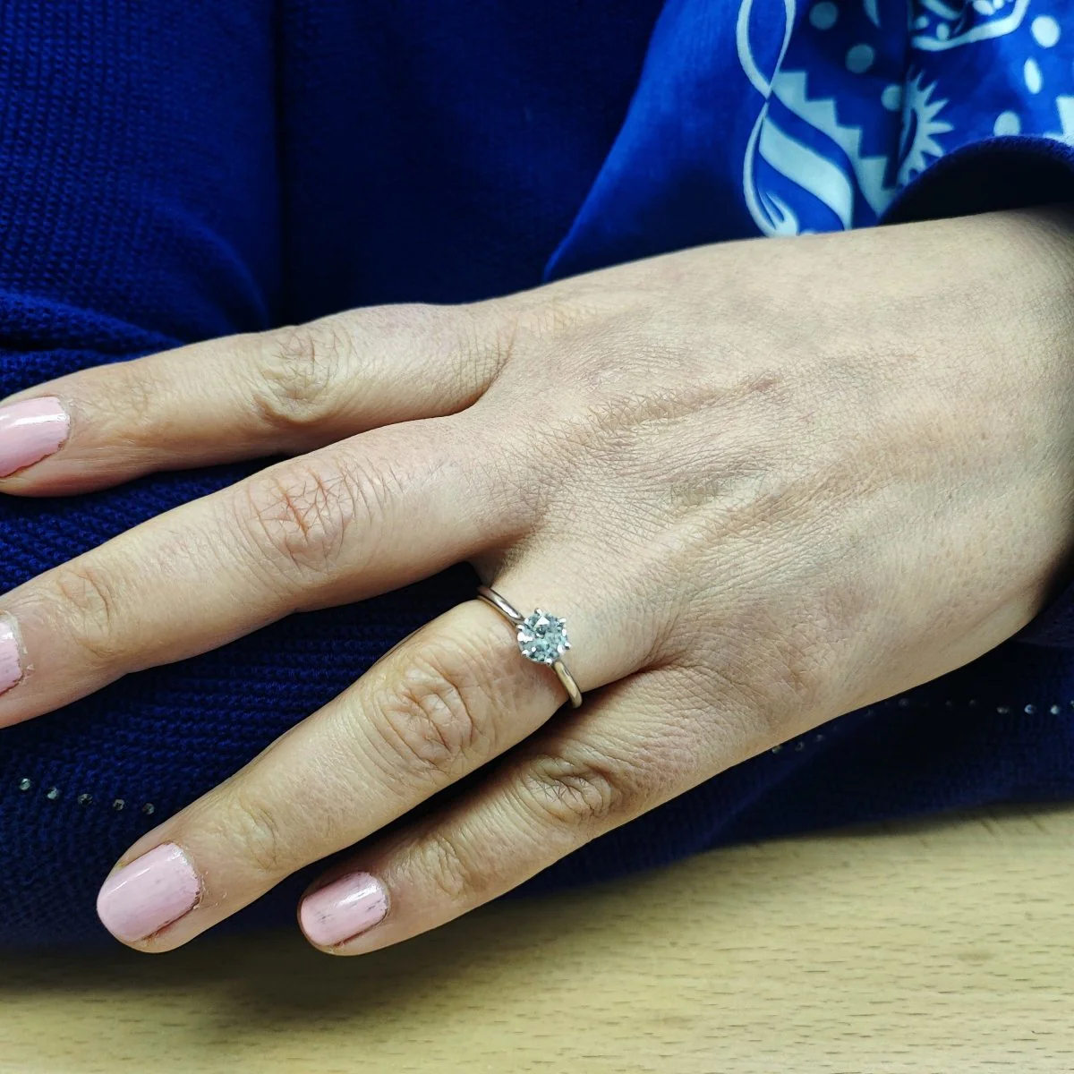 Bague Solitaire en or blanc et diamant - Image 7