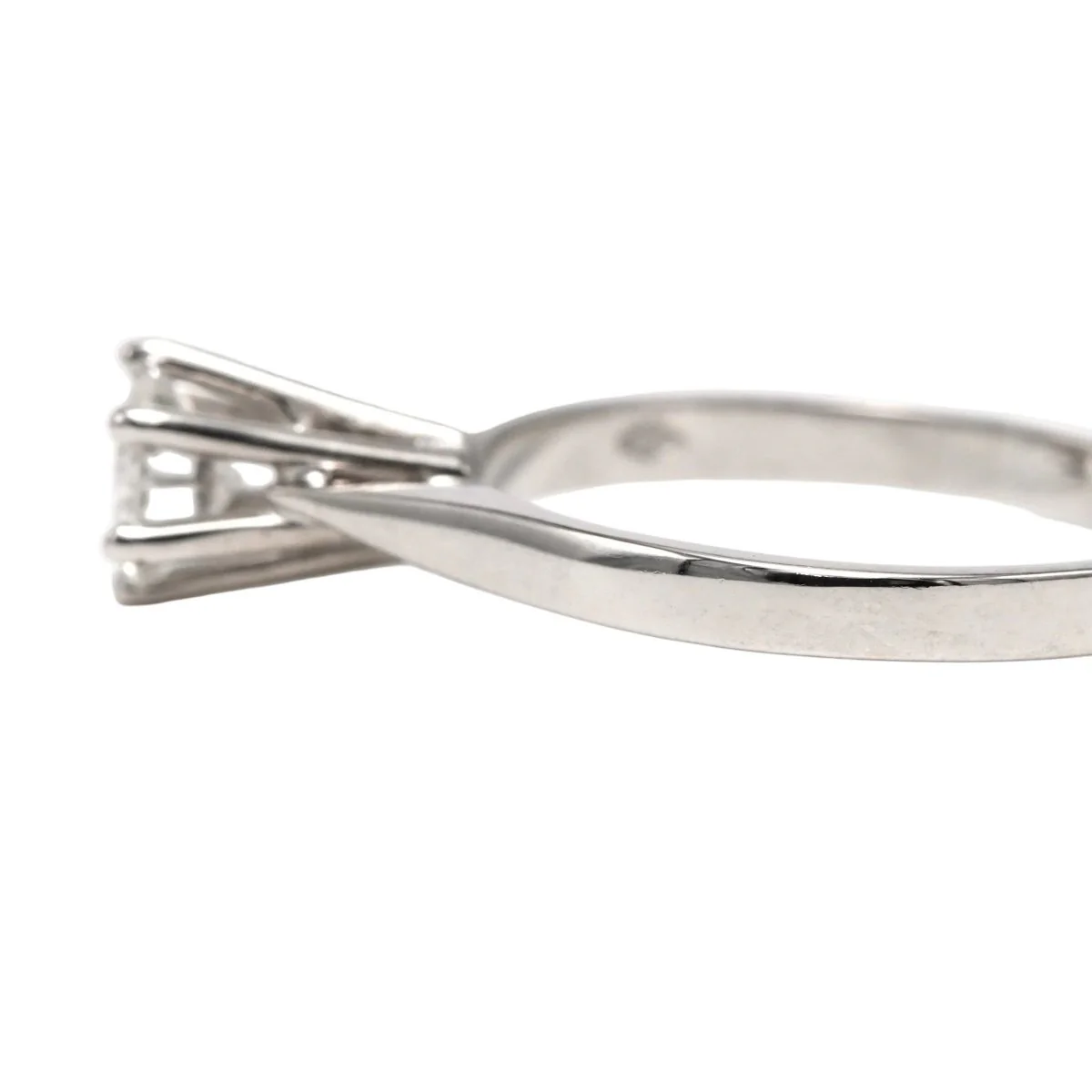 Bague Solitaire en or blanc et diamant - Image 3