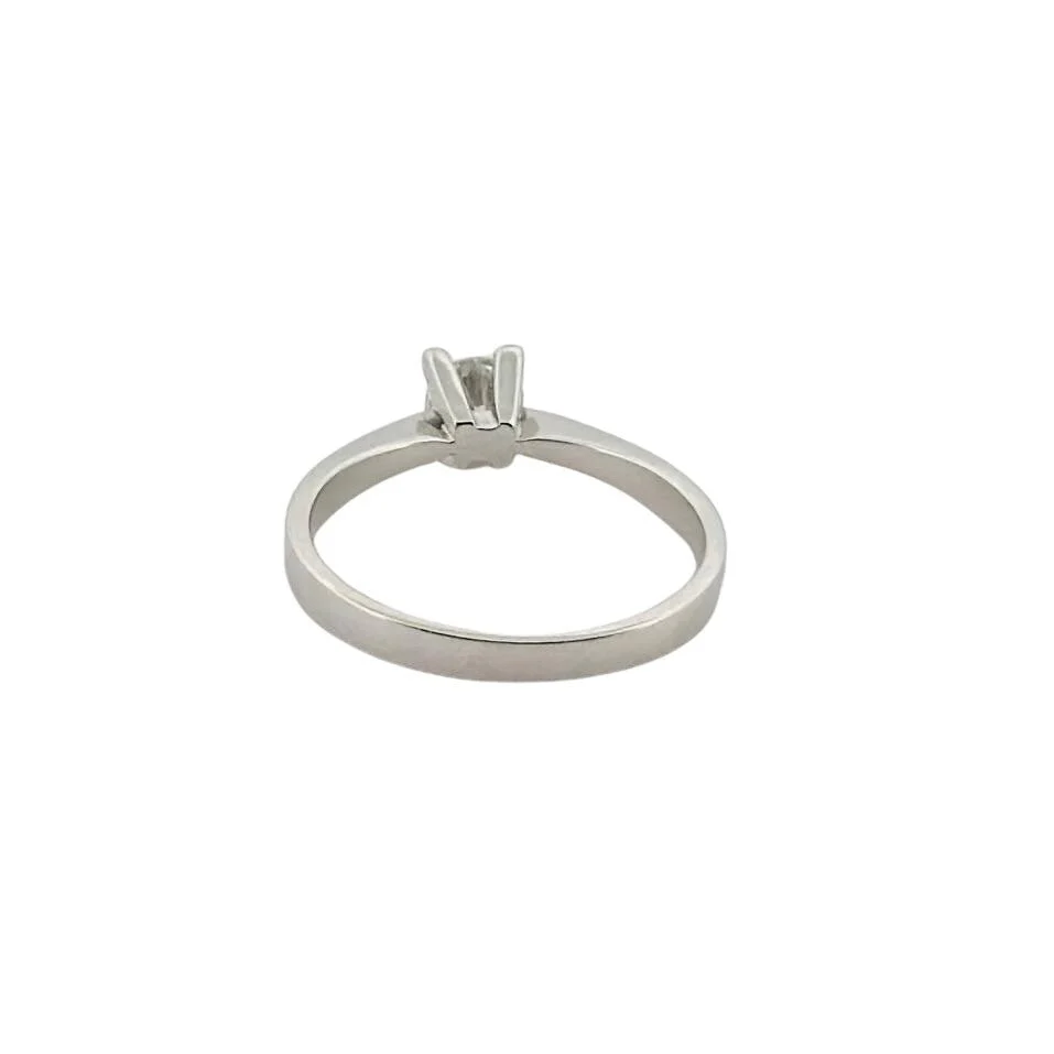 Bague Solitaire en or blanc et diamant - Image 4