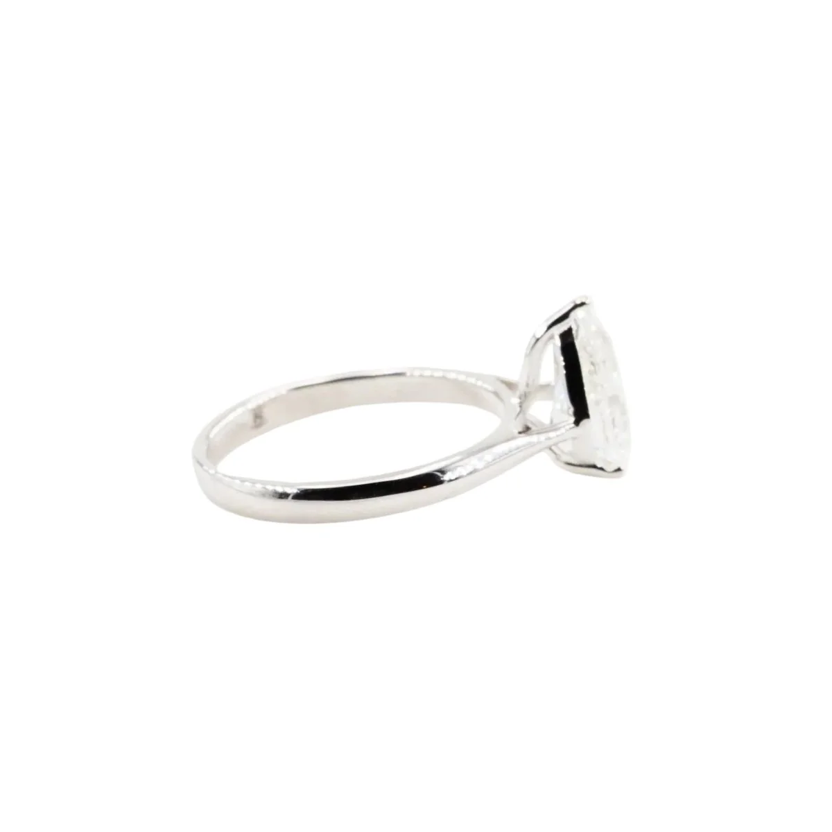 Bague Solitaire en or blanc et diamant - Image 4