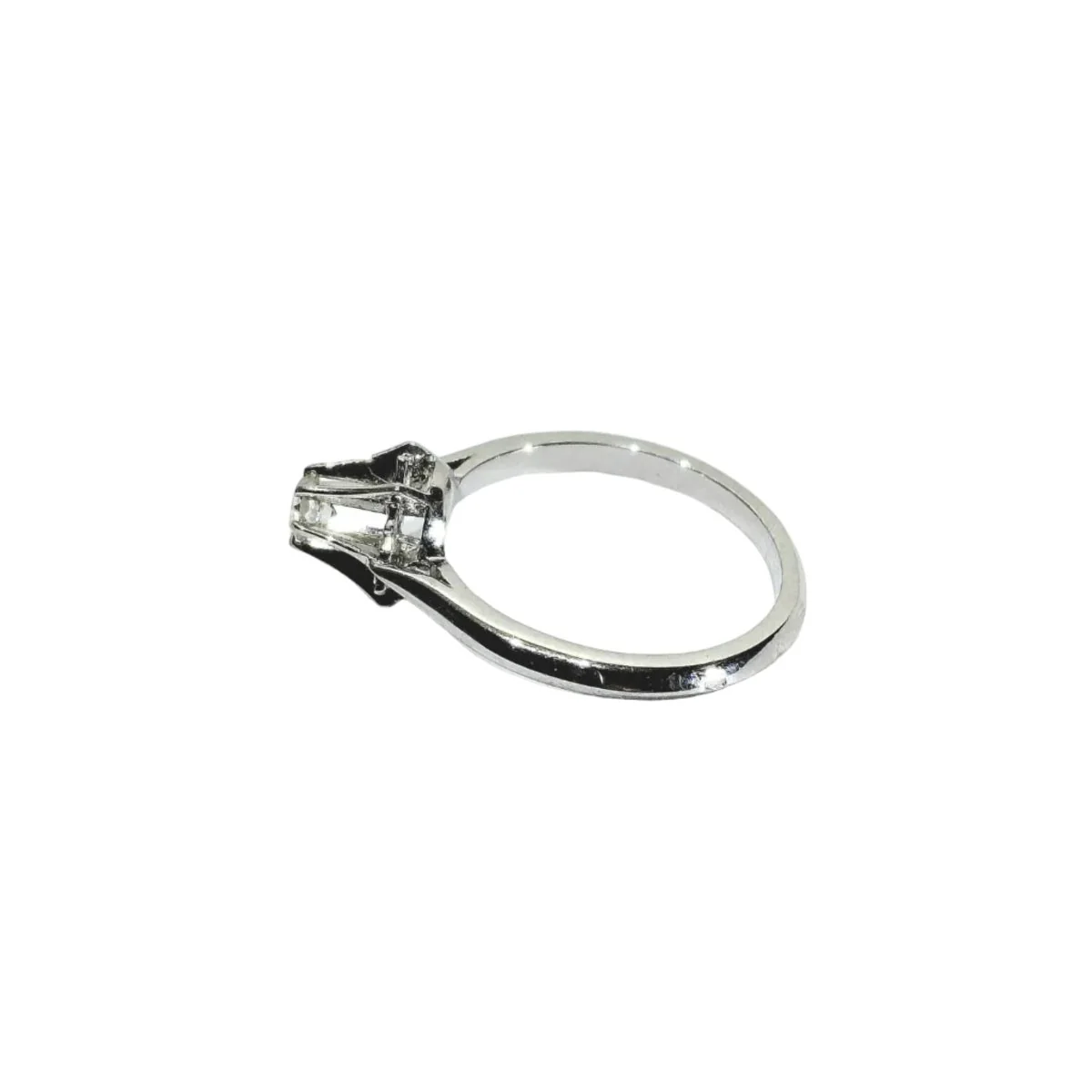 Bague Solitaire en or blanc et diamant - Image 5
