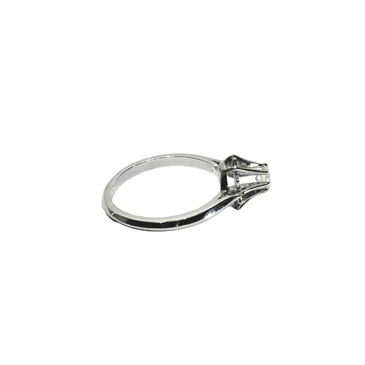 Bague Solitaire en or blanc et diamant - Image 7