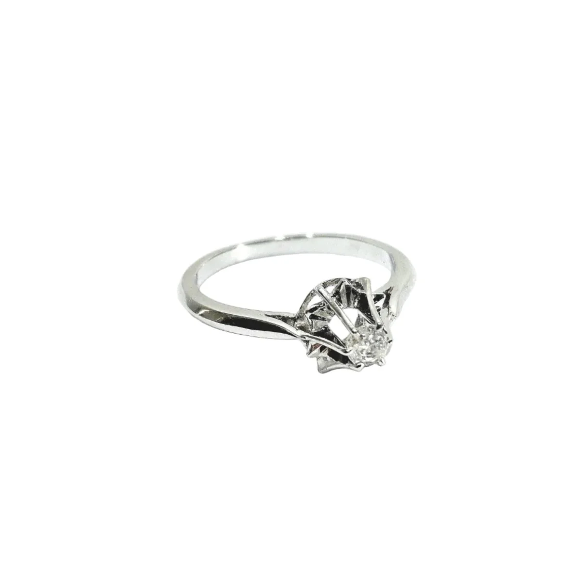 Bague Solitaire en or blanc et diamant - Image 8