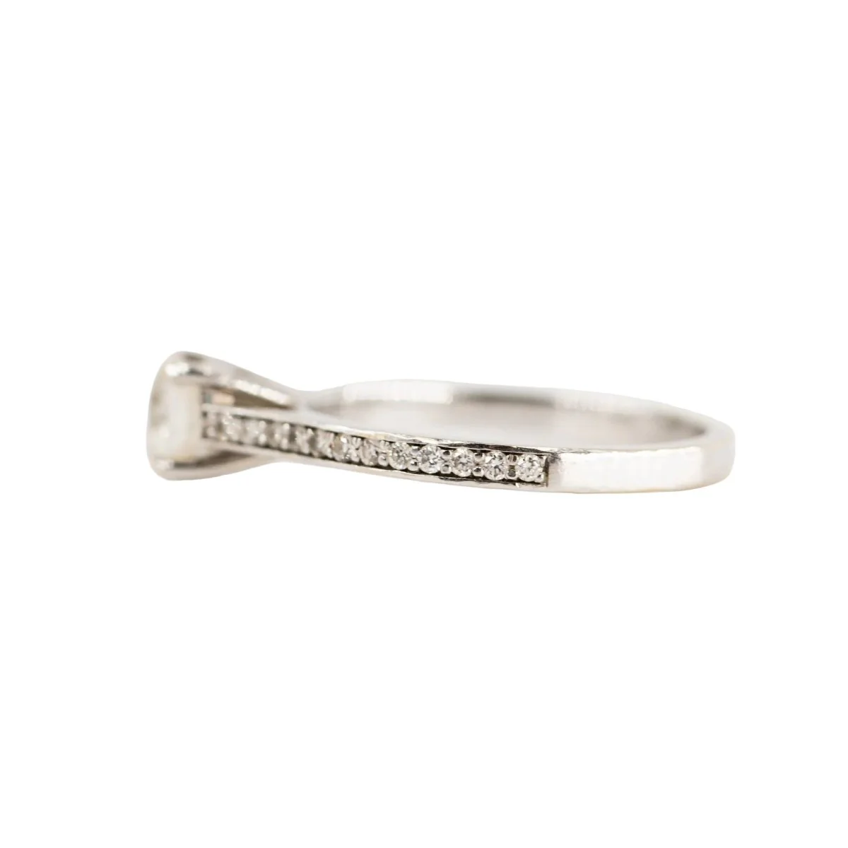 Bague Solitaire en or blanc et diamant - Image 3