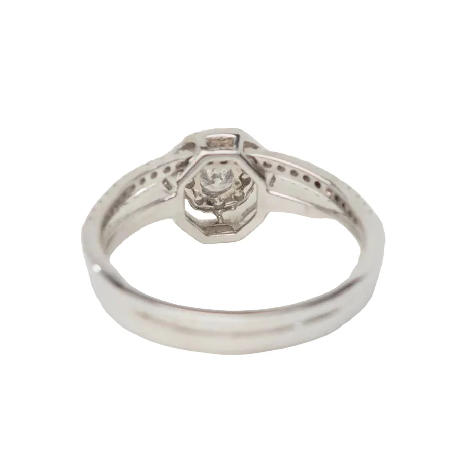Bague Solitaire en or blanc et diamants - Image 5