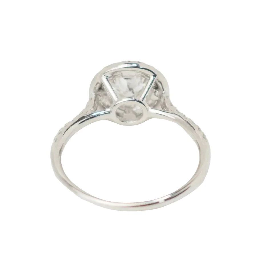 Bague Solitaire en or blanc et diamants - Image 4