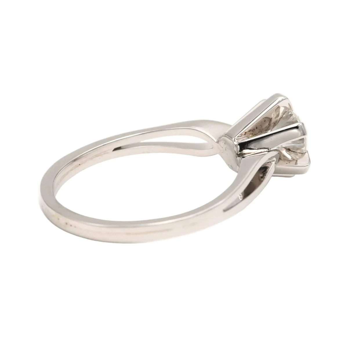 Bague Solitaire en or blanc et diamants - Image 5