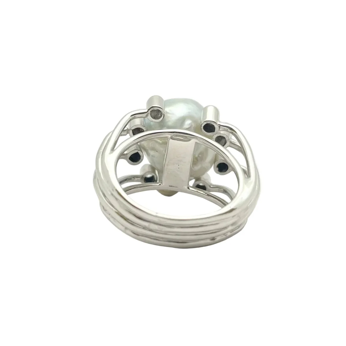 Bague Solitaire en or blanc, perle et diamants - Image 4