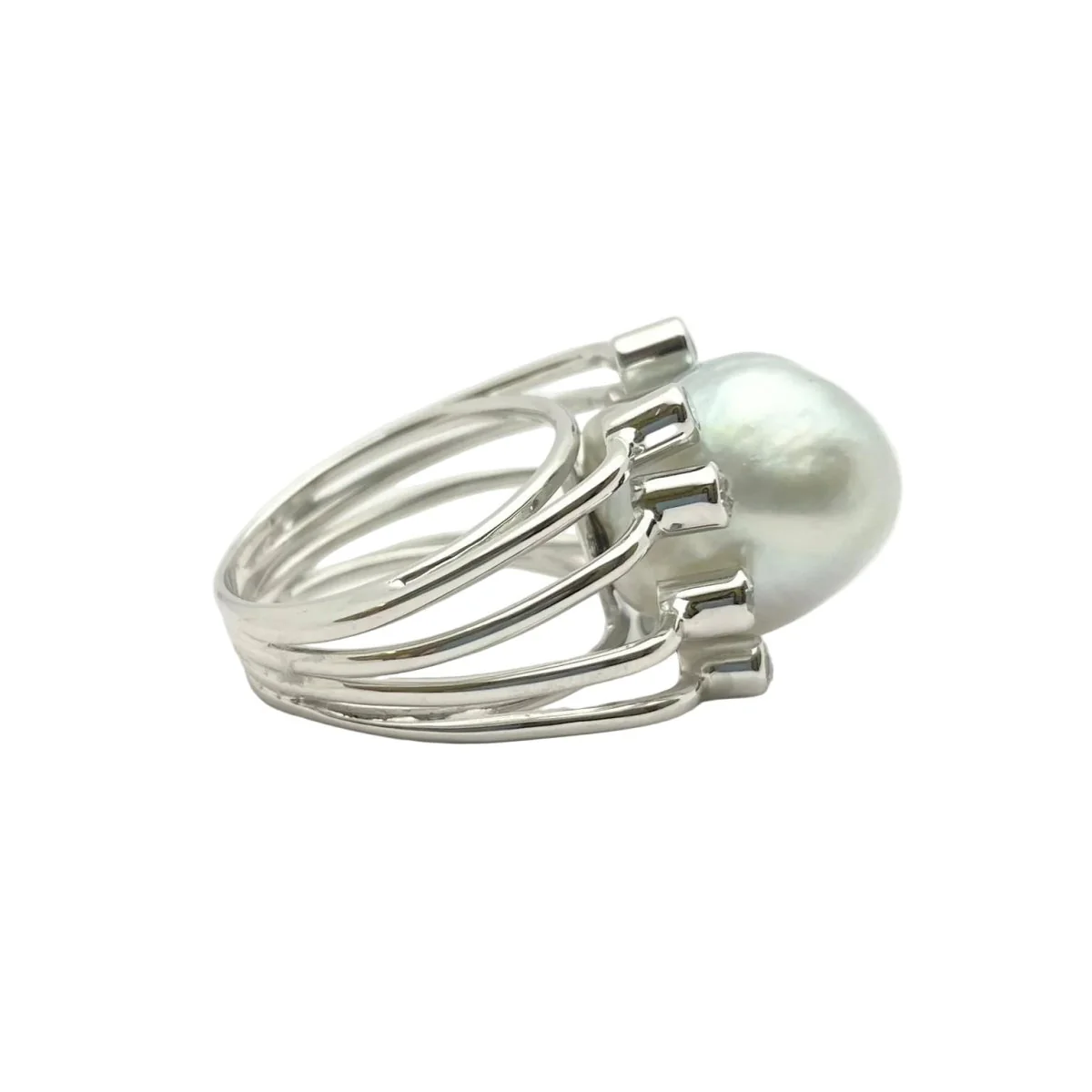Bague Solitaire en or blanc, perle et diamants - Image 5