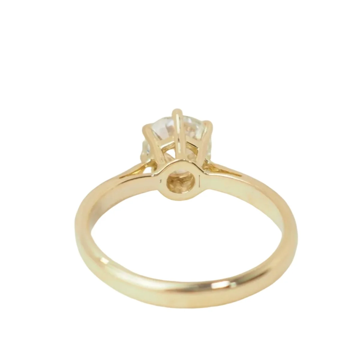 Bague Solitaire en or jaune et diamant - Image 4