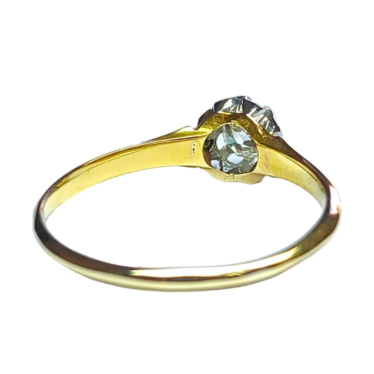 Bague Solitaire en or jaune et diamant - Image 4