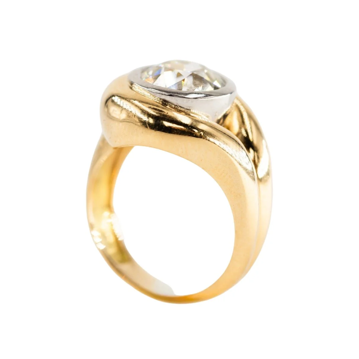 Bague Solitaire en or jaune, platine et diamant - Image 6