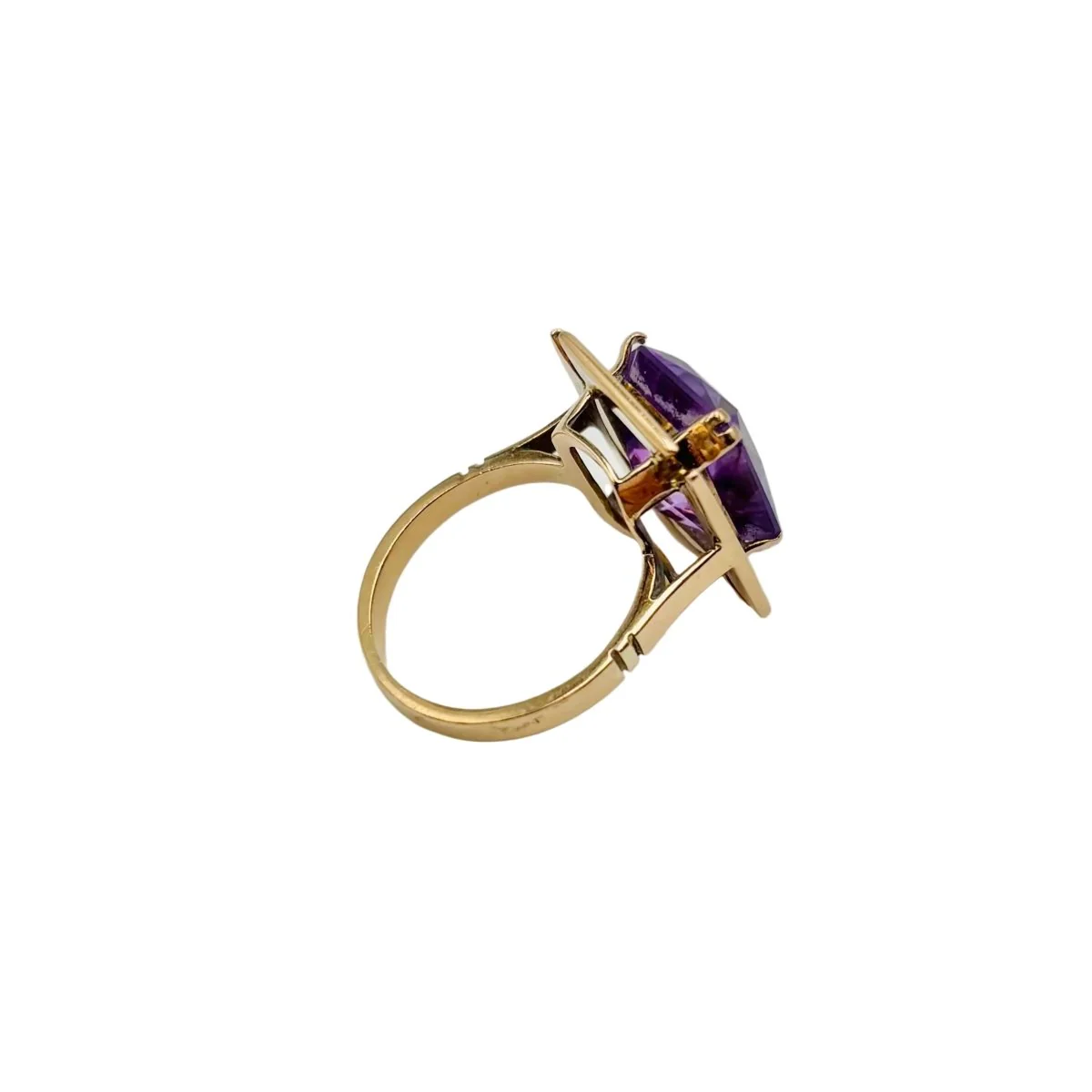 Bague Solitaire en or rose et améthyste - Image 4