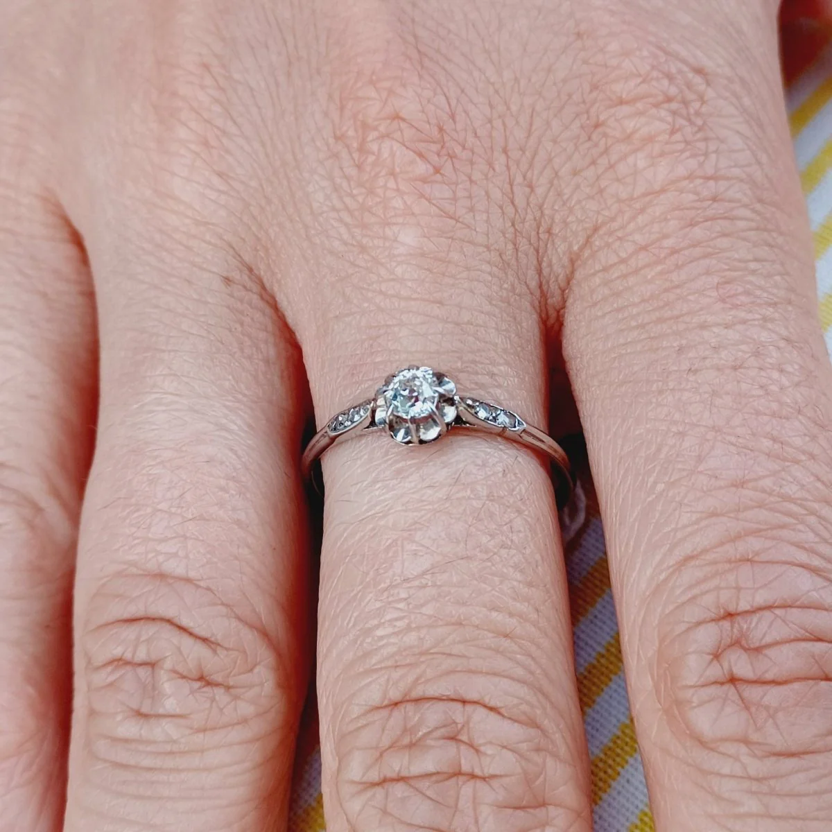 Bague Solitaire en platine et diamants - Image 2