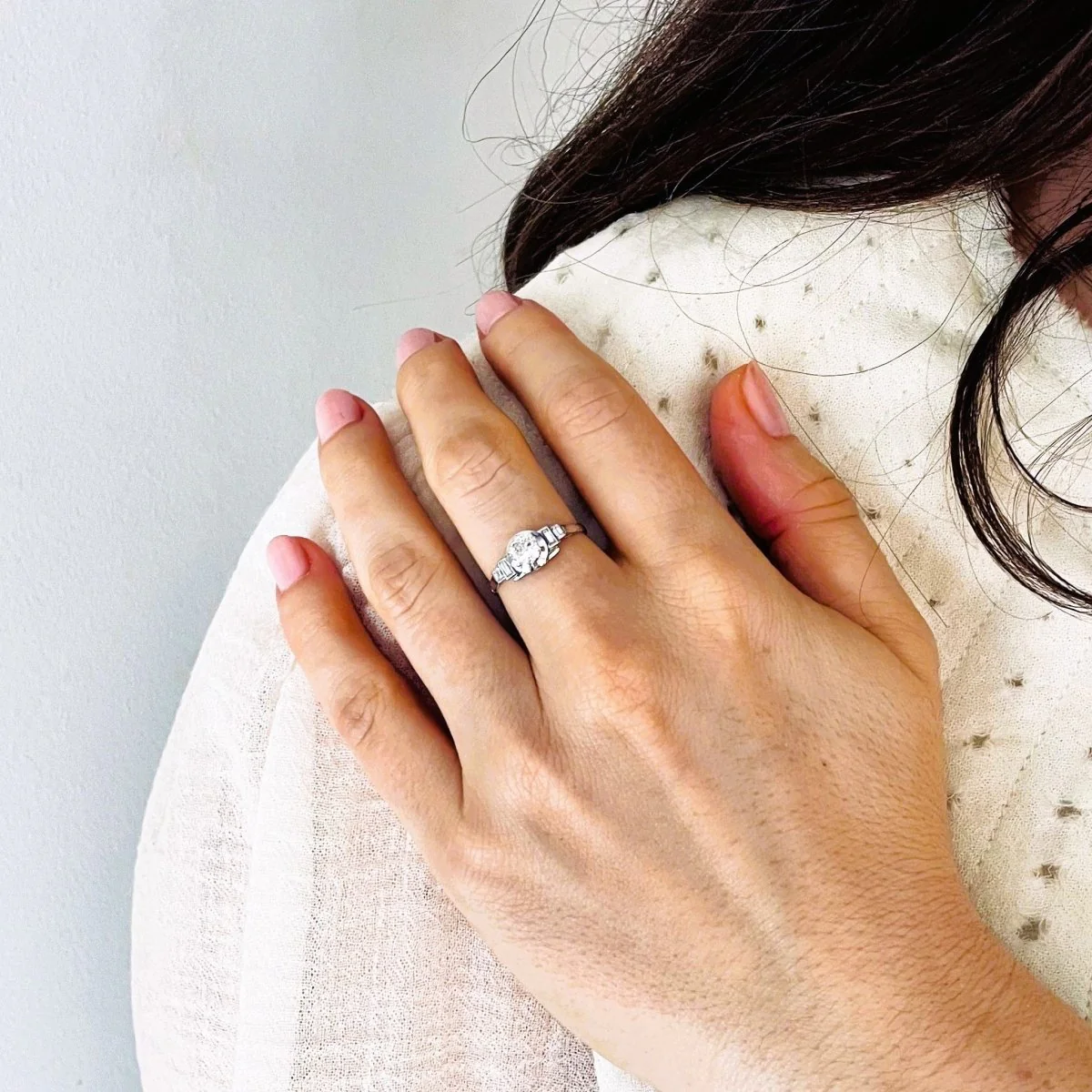Bague Solitaire en platine et diamants - Image 2