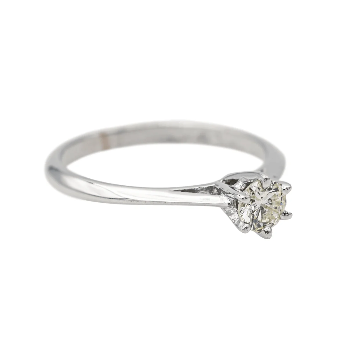 Bague Solitaire en or blanc et diamants - Image 6
