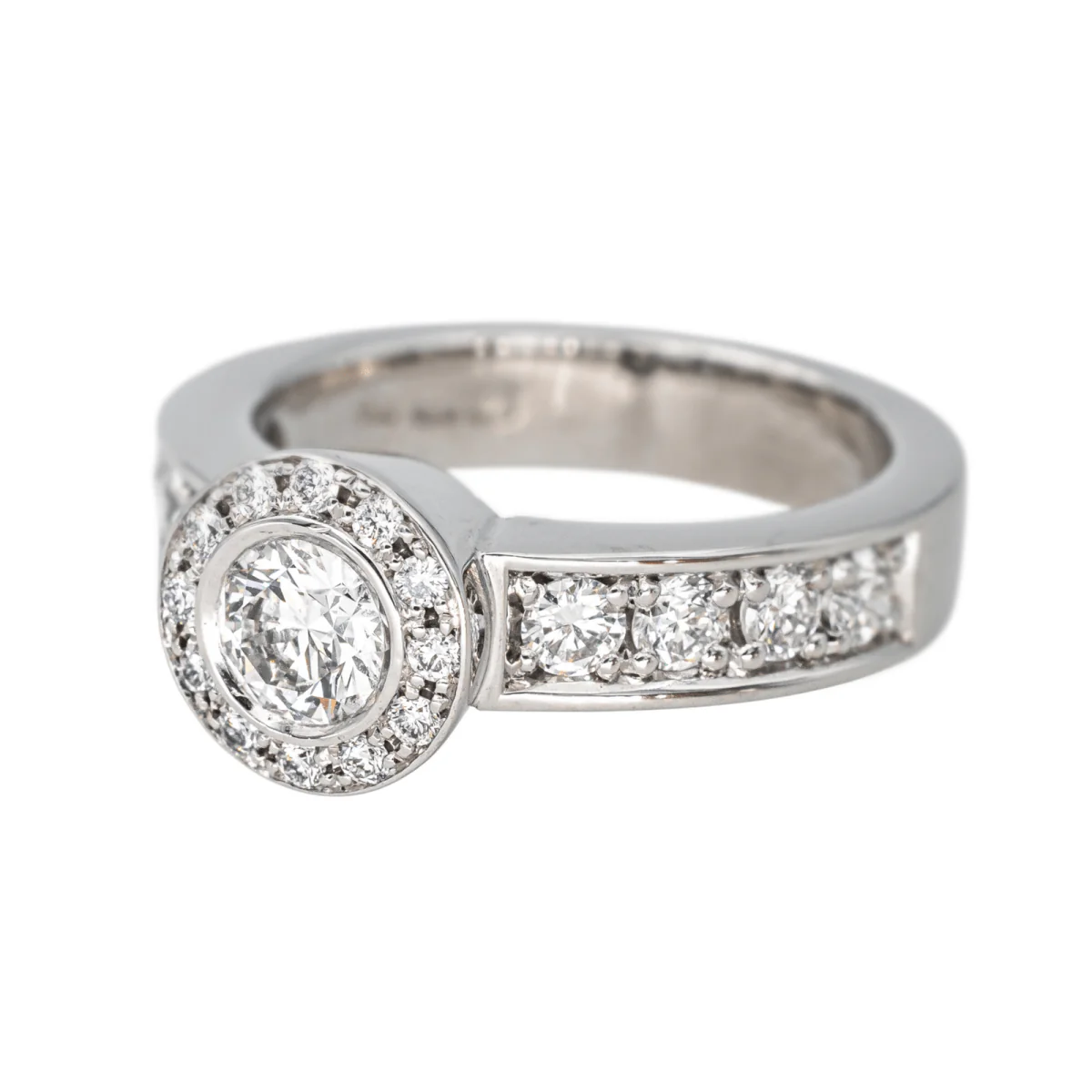 Bague Solitaire en or blanc et diamants - Image 3