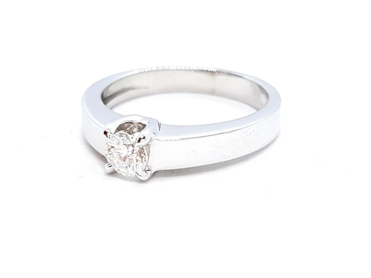 Bague Solitaire Or blanc Diamant - Image 13