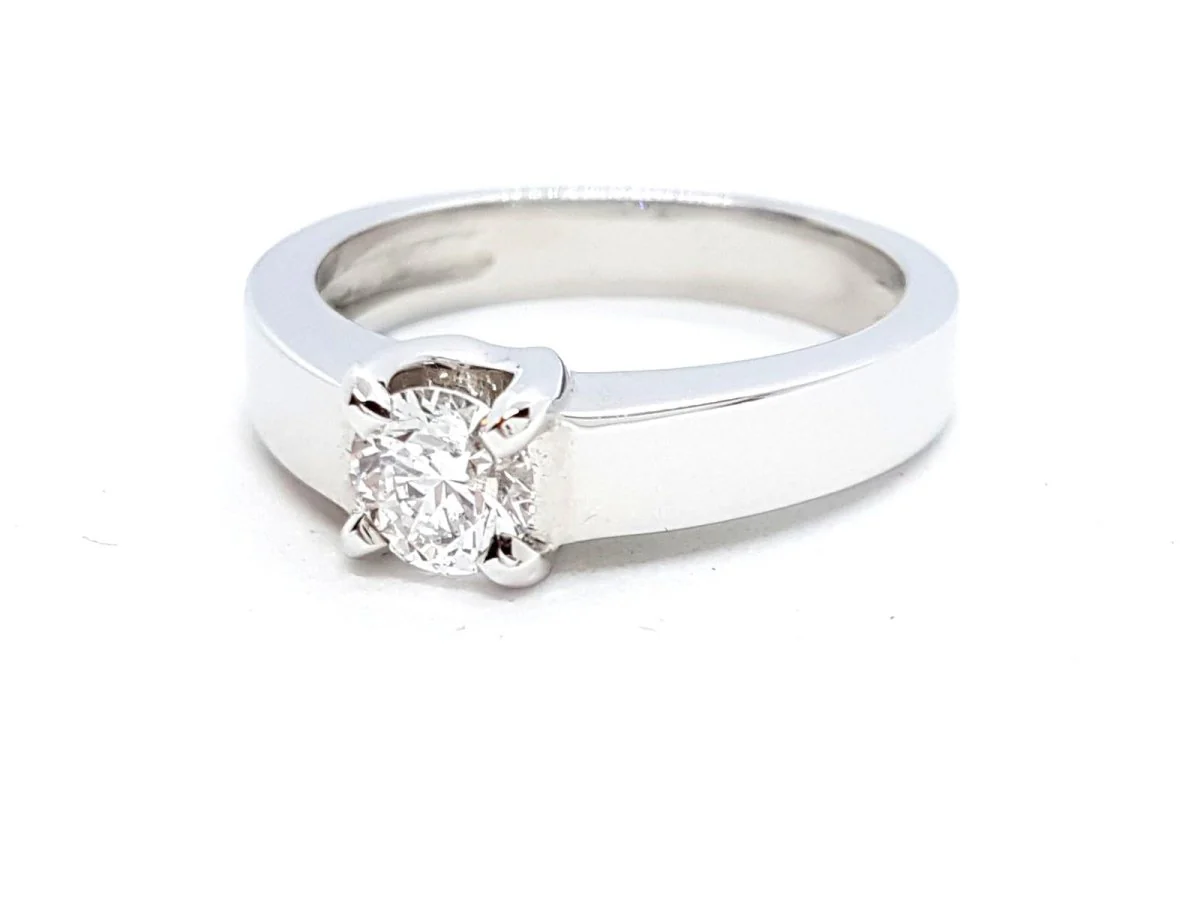 Bague Solitaire Or blanc Diamant - Image 17
