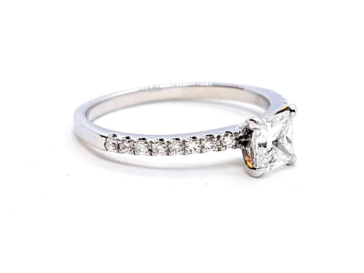 Bague Solitaire Or blanc Diamant - Image 6