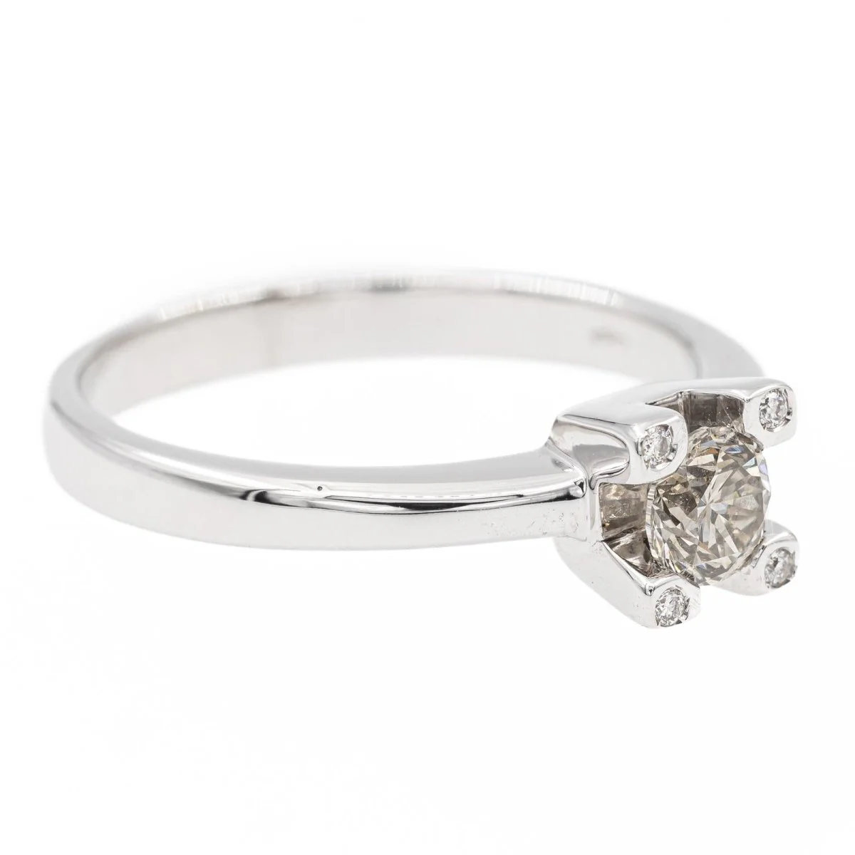 Bague Solitaire en or blanc et diamant - Image 6