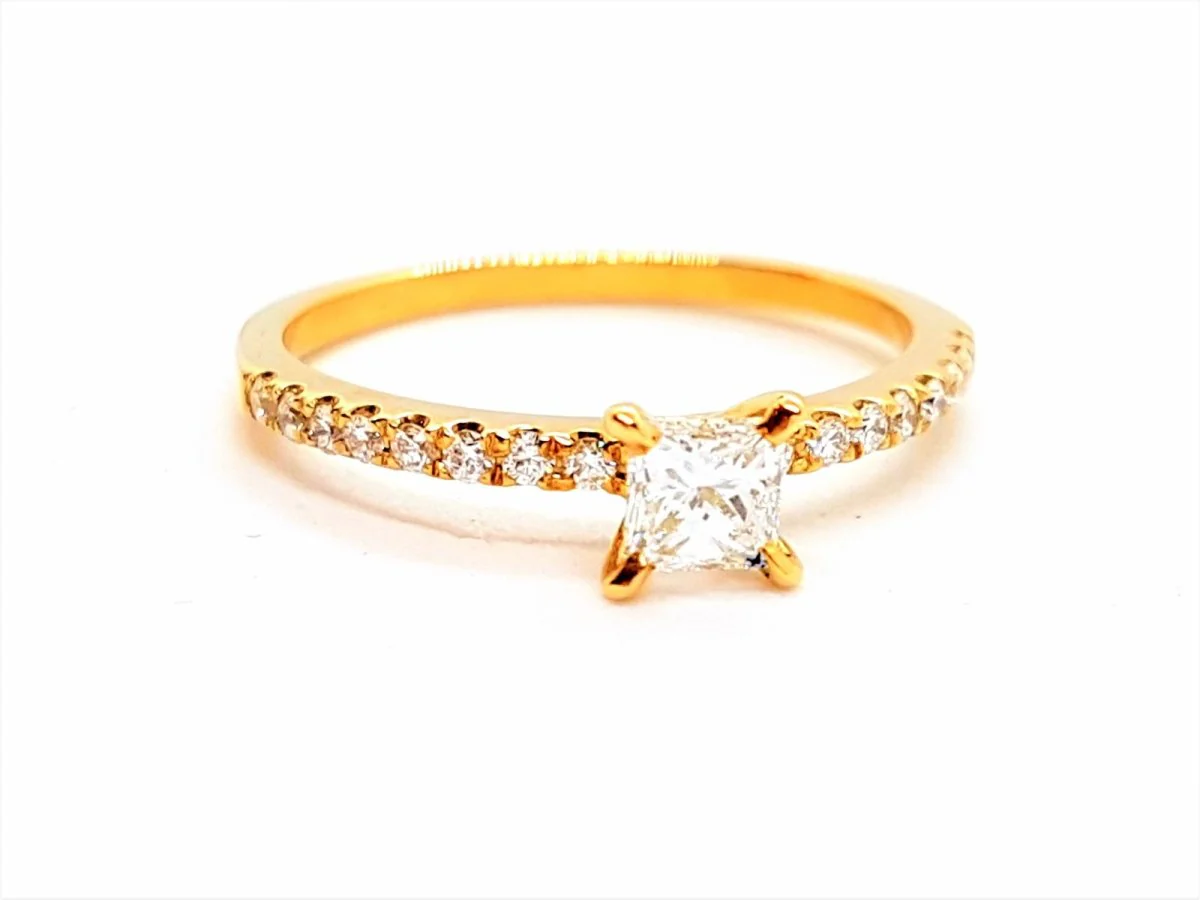 Bague Solitaire Or jaune Diamant - Image 2