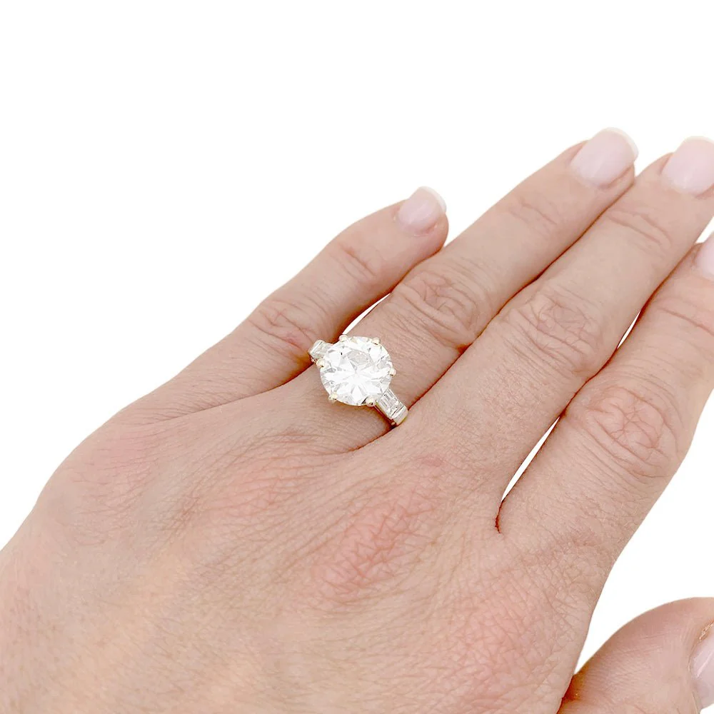 Bague Solitaire en or jaune et diamants - Image 2
