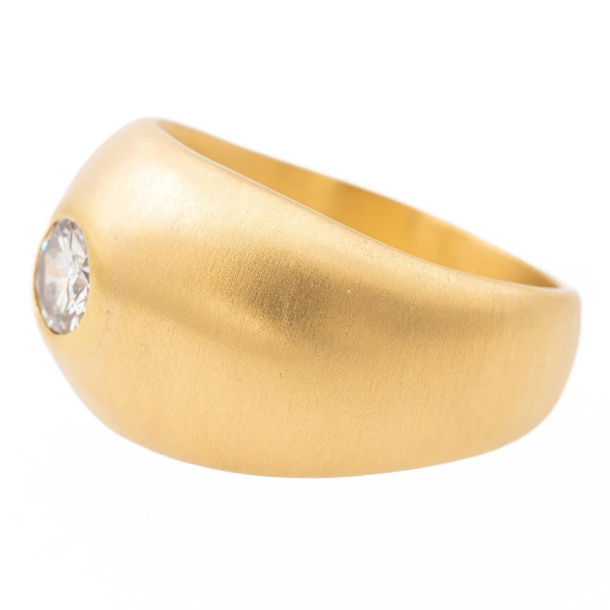 Bague Solitaire en or jaune et diamant - Image 4