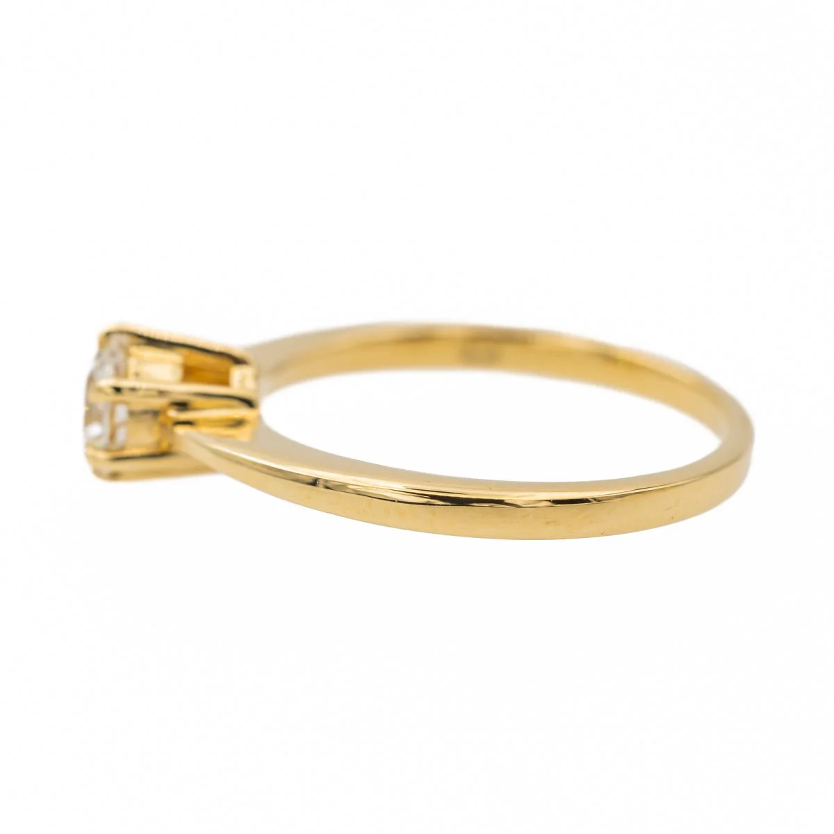 Bague Solitaire en or jaune et diamant - Image 5