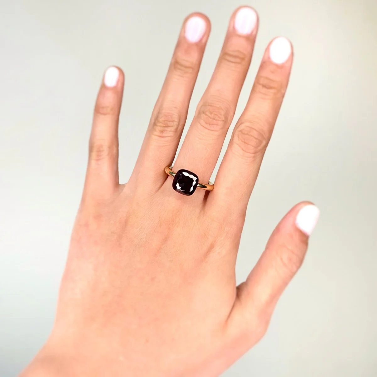 Bague Solitaire POMELLATO "Nudo Classic" en or jaune et grenat - Image 2