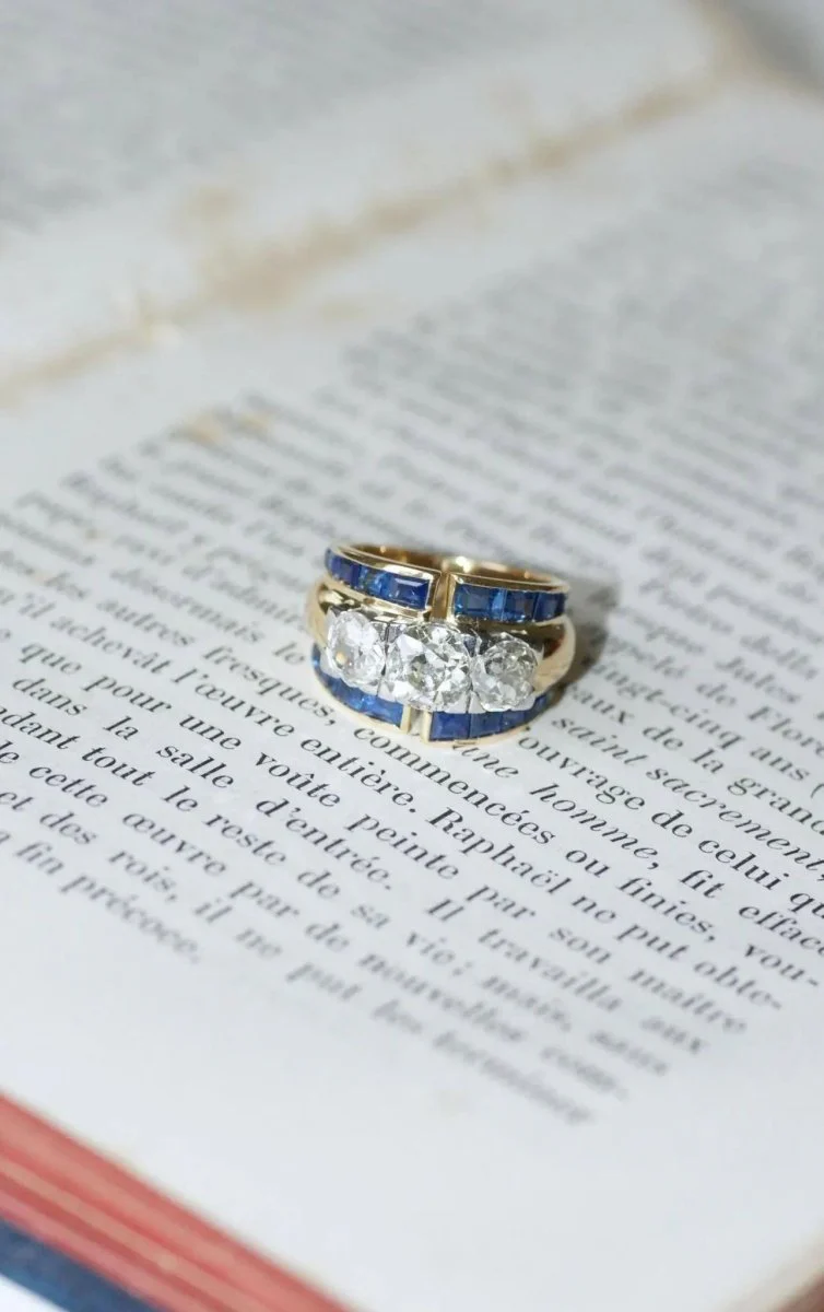 Bague Tank Asymétrique Diamants et Saphirs - Image 10