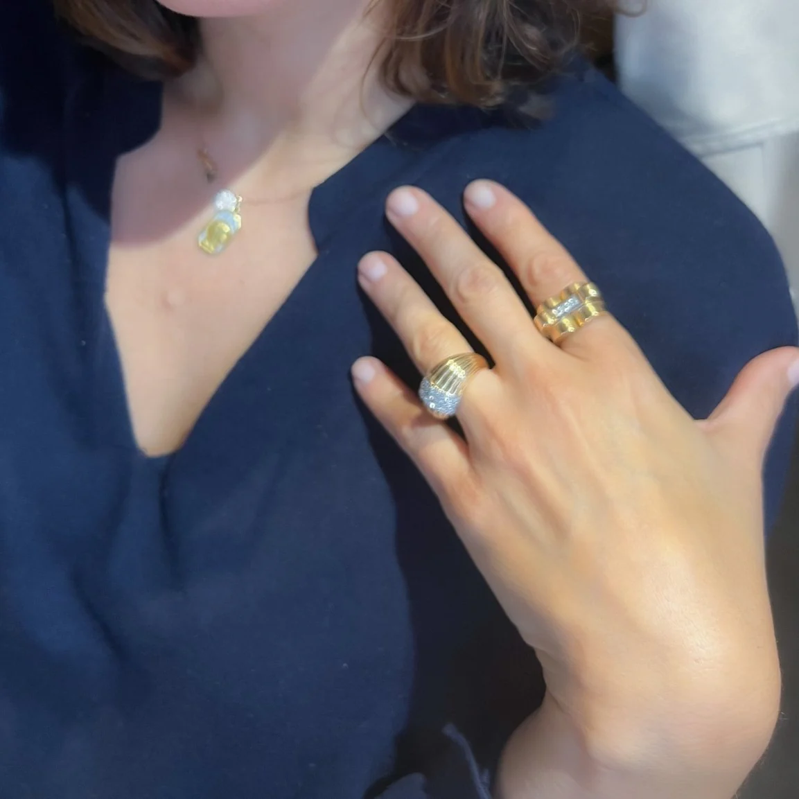 Bague Tank en or jaune et diamants - Image 2