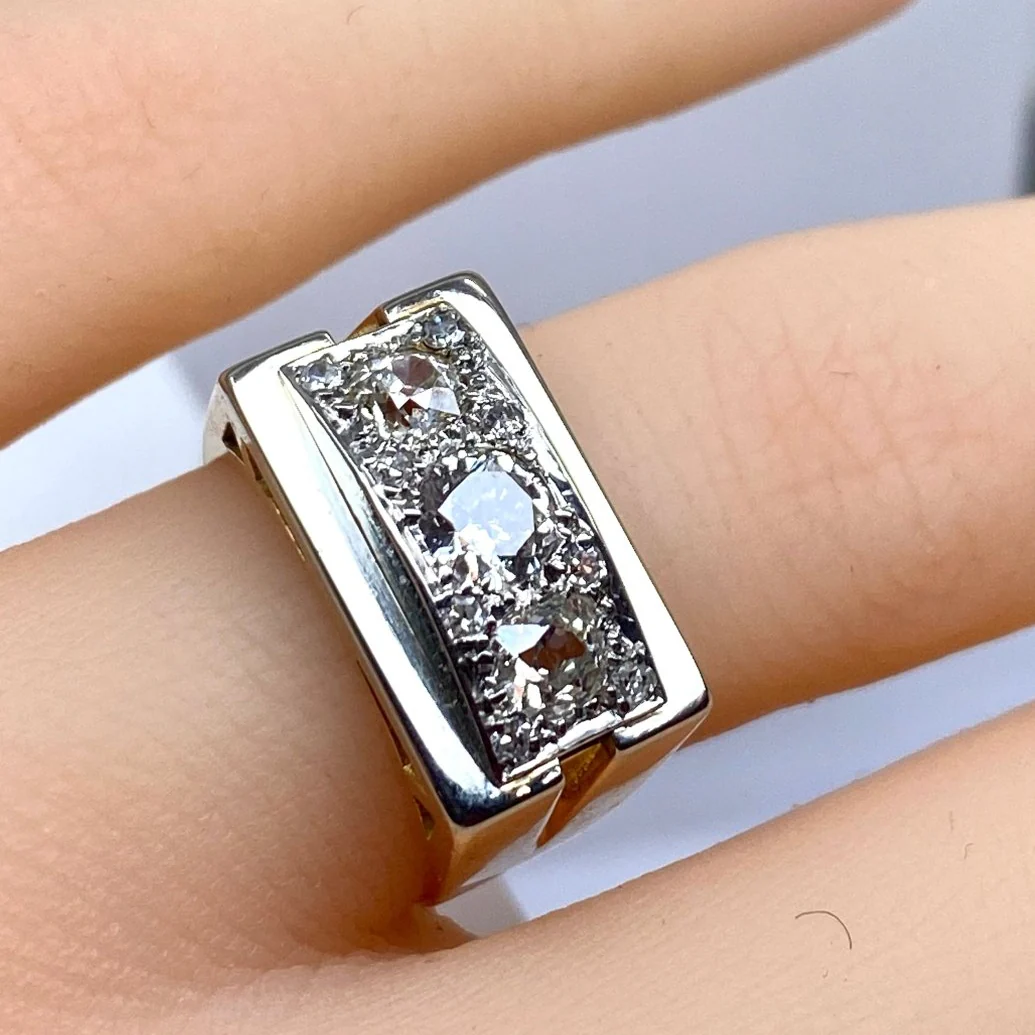 Bague Tank en or jaune, platine et diamants - Image 2
