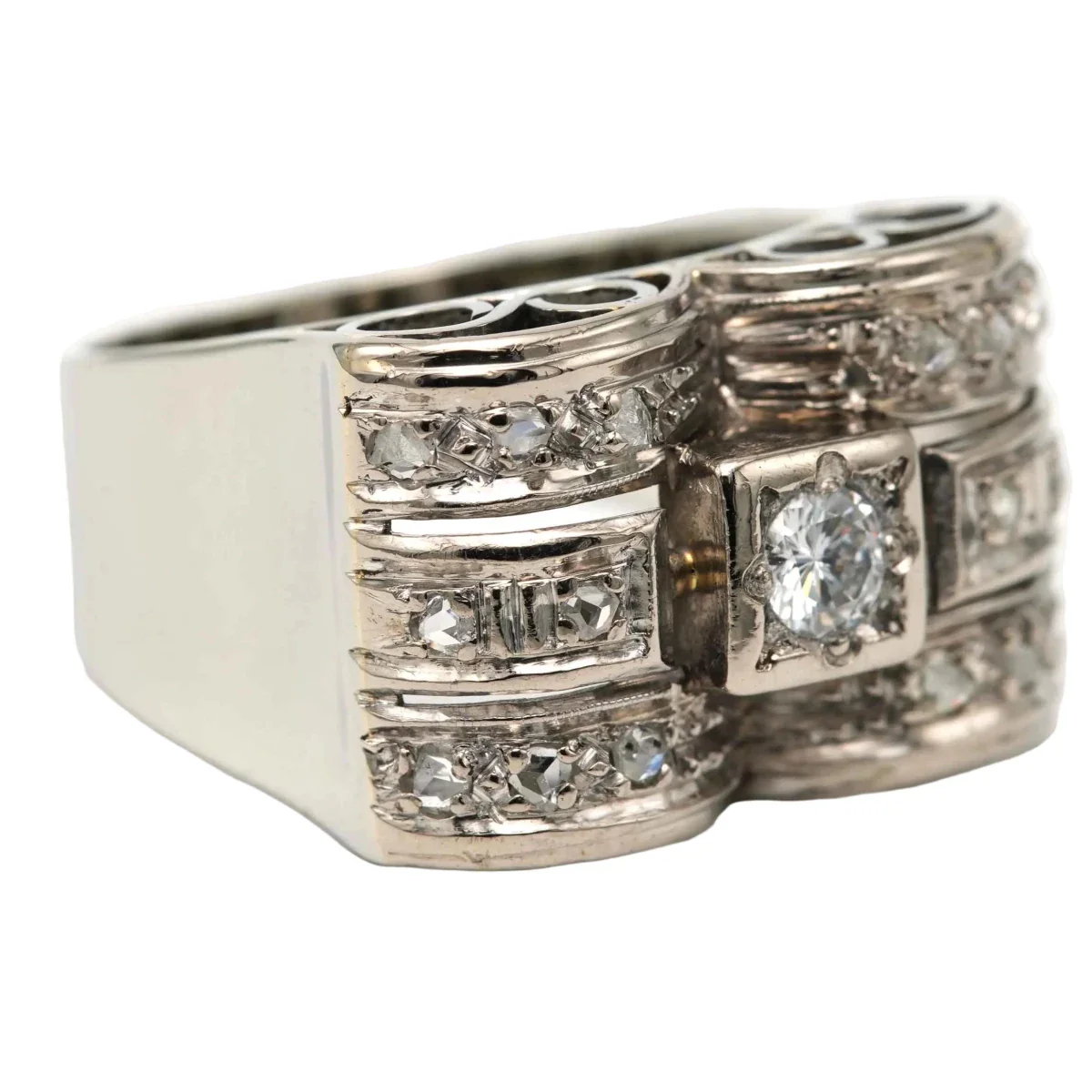 Bague Tank en or blanc et diamants - Image 7