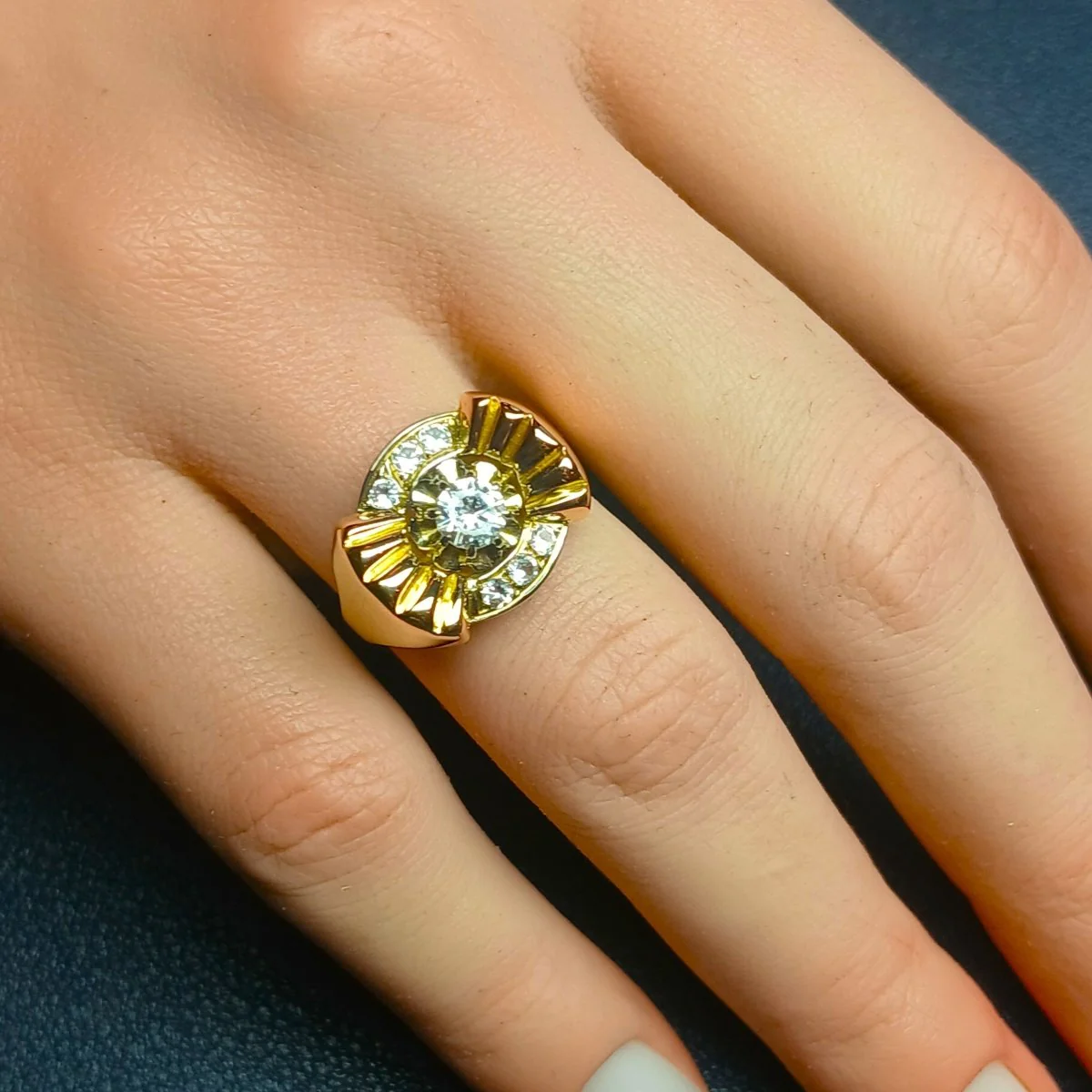 Bague Tank en or blanc, or rose et topazes - Image 2