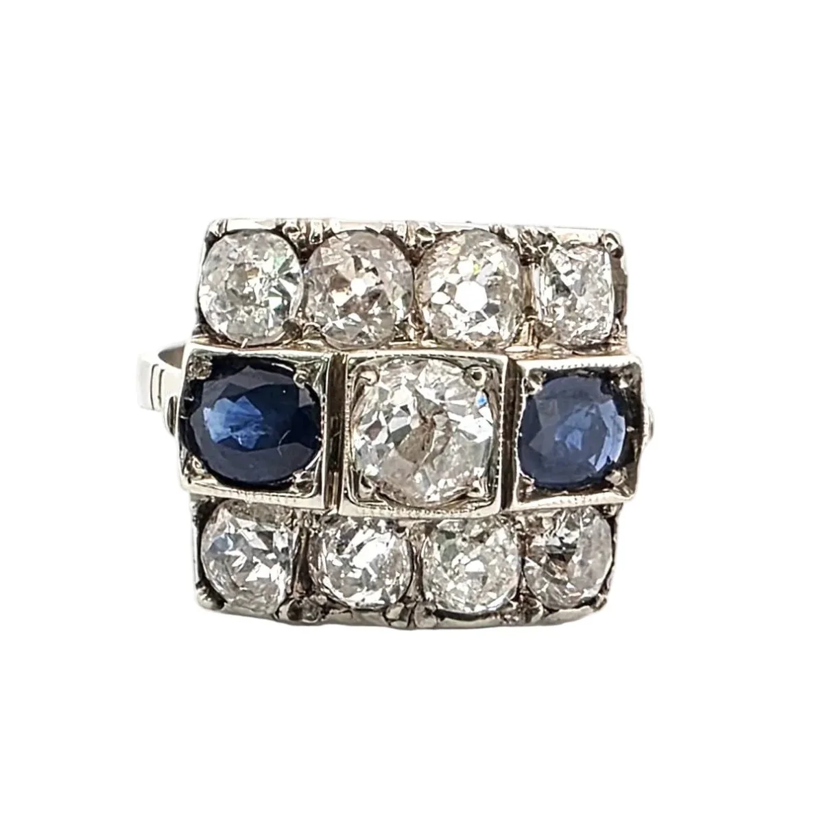 Bague Tank en or blanc, saphirs et diamants